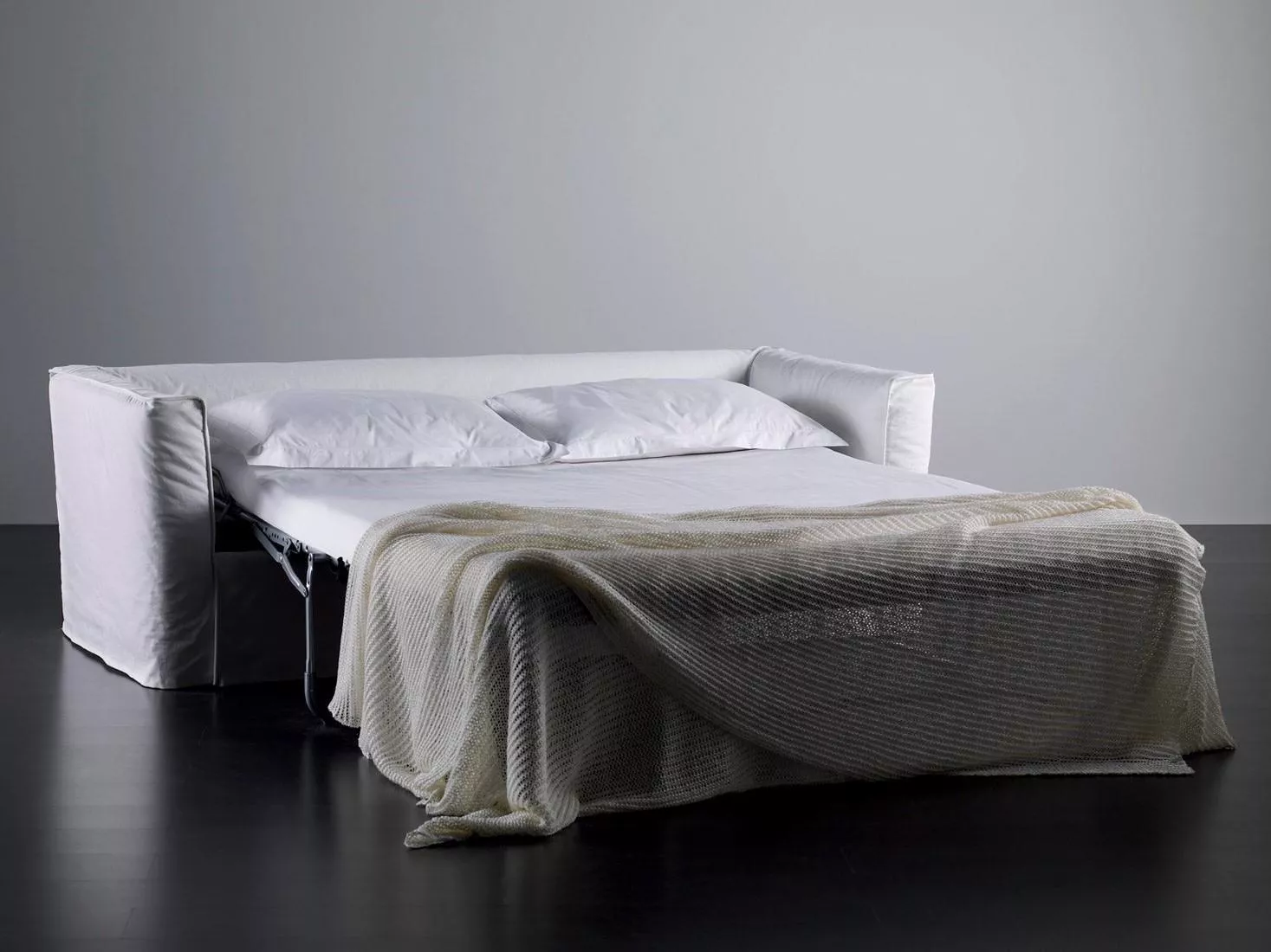 Диван-кровать Law Meridiani day bed, twin bed, double bed, dormeuse — купить по цене фабрики
