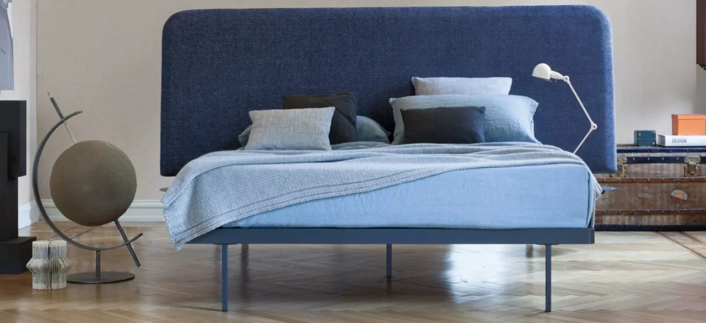 Кровать Contrast Bed Bonaldo  — купить по цене фабрики