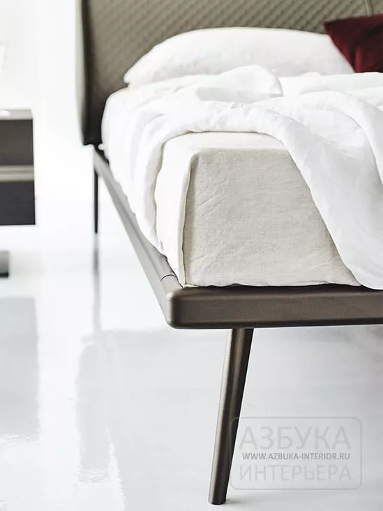Двухспальная кровать Ayrton Cattelan Italia  — купить по цене фабрики