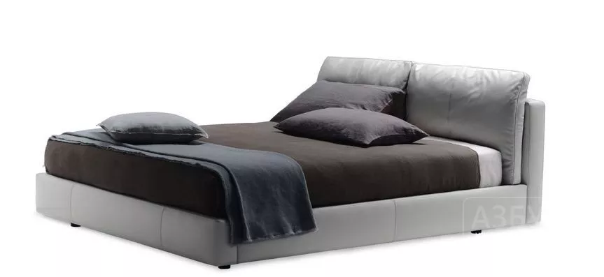 Кровать MASSIMOSISTEMA BED Poltrona Frau  — купить по цене фабрики