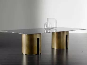 Обеденный стол Gong  из Италии – купить в интернет магазине