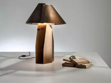 Настольная лампа Ada  из Италии – купить в интернет магазине