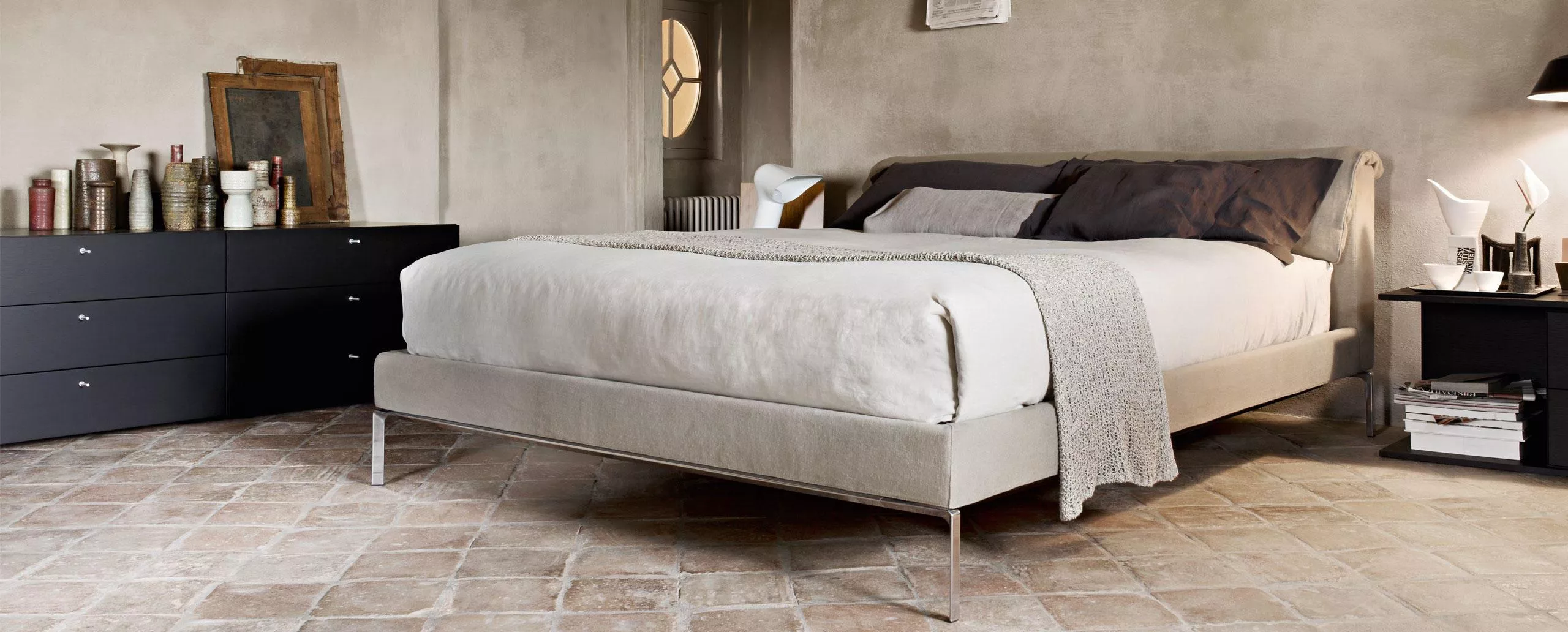 Кровать Moov Cassina L32 — купить по цене фабрики