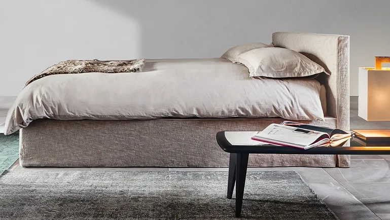 Кровать 5400 Tangram  из Италии – купить в интернет магазине